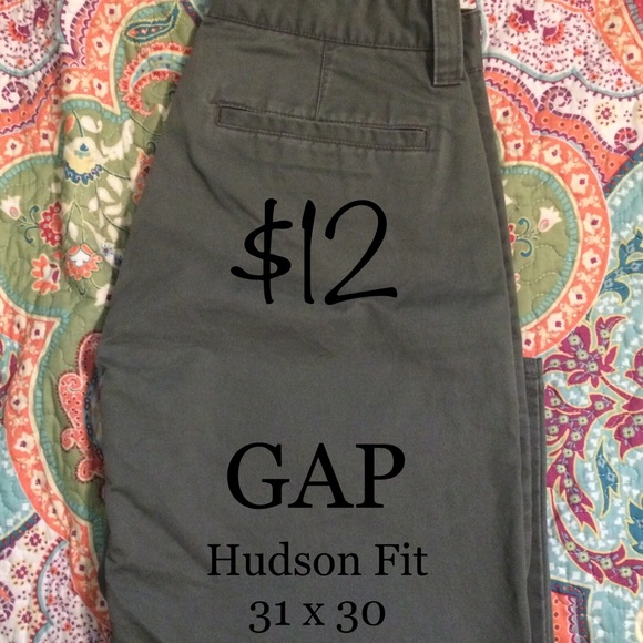 Random Clothes - Picture 5 of 8